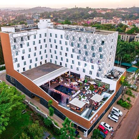 Onomo Hotel Kampala Extérieur photo